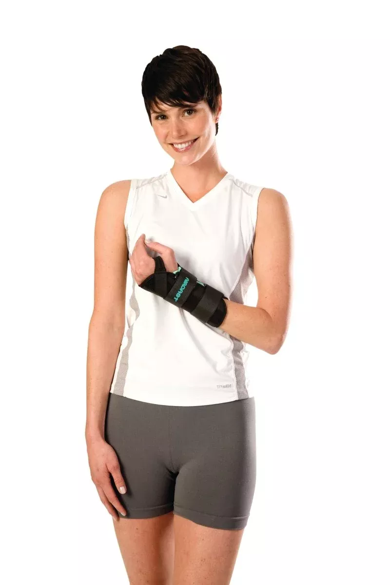 Aircast A2 Wrist Brace