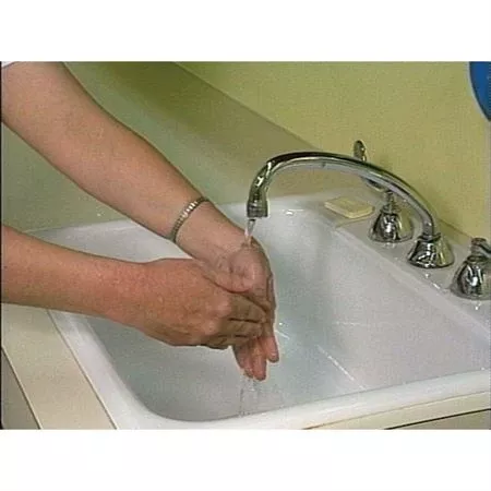 Handwashing, Sterile Techniques, and Changing a Dressing Handwashing, Sterile Techniques and Changing a Dressing on an Infected Incision DVD ,1 Each