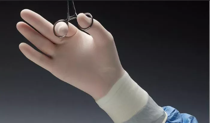 Protexis PI Micro Polyisoprene Surgical Gloves