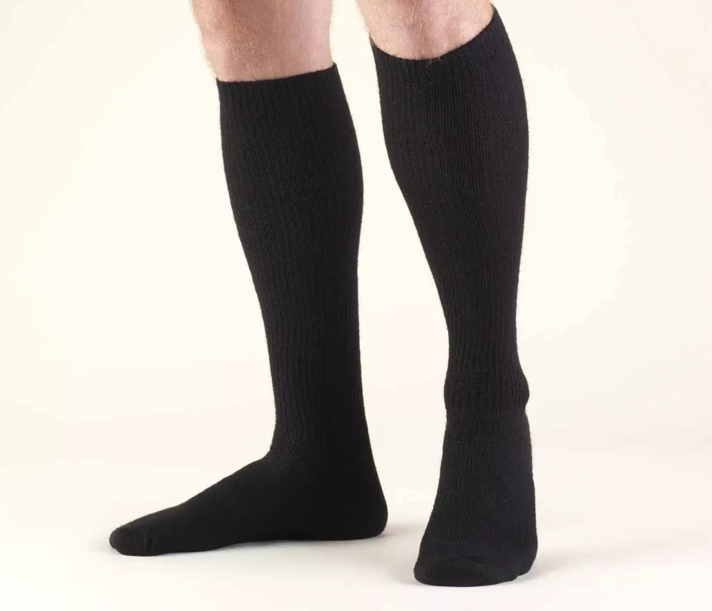 TRUFORM TruSoft 8-15 mmHg Diabetic/Athletic Knee Length Socks